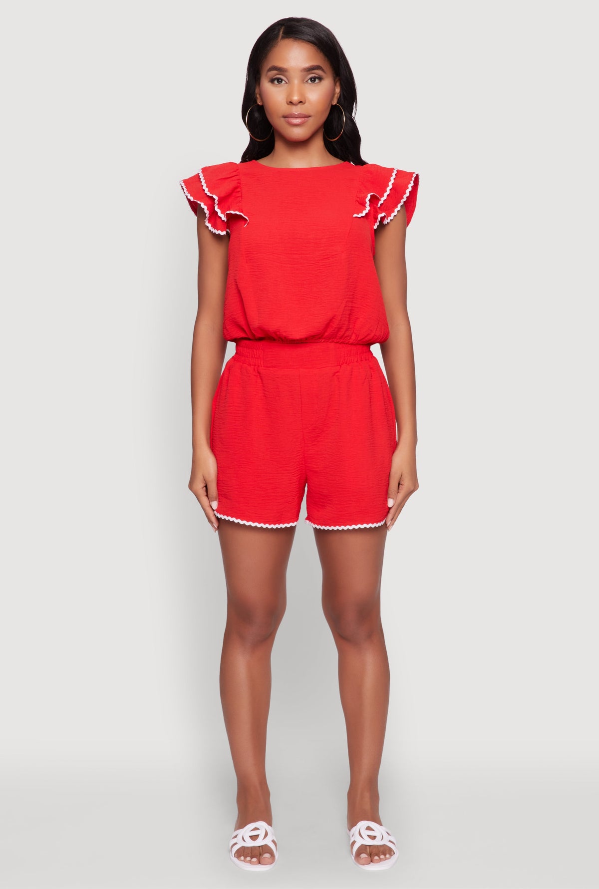 Trendy Crepe Knit High Waisted Shorts with Scalloped Contrast Trim