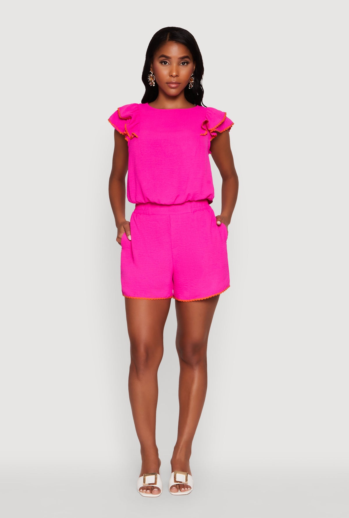 Trendy Crepe Knit High Waisted Shorts with Scalloped Contrast Trim