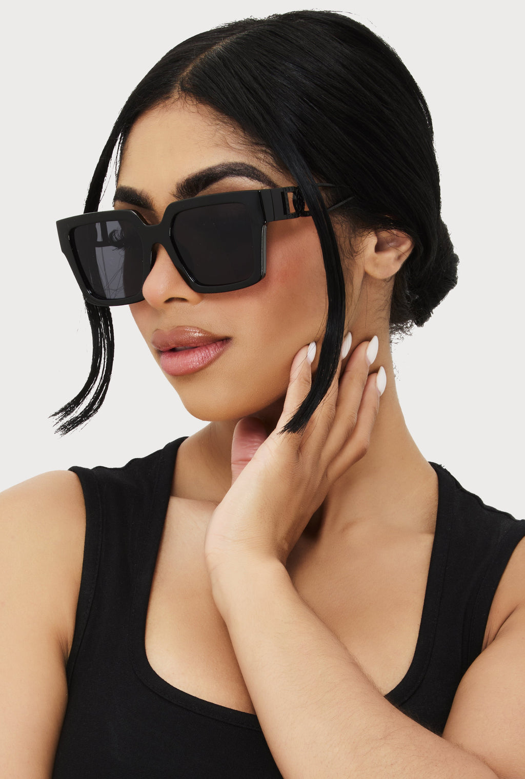 Cut Out Detail Square Sunglasses